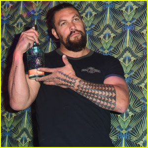 Jason Momoa Celebrates Sustainable Meili Vodka Brand With A Touching   ZXCZXC 